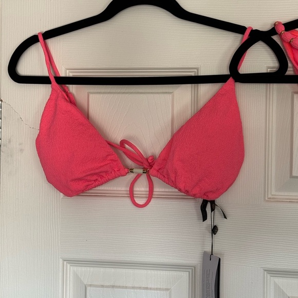 VIX - FIRENZE CAPRI CLOQUÉ TRIANGLE BIKINI TOP & FIRENZE BEADS BOTTOMS IN CORAL - Picture 2 of 12